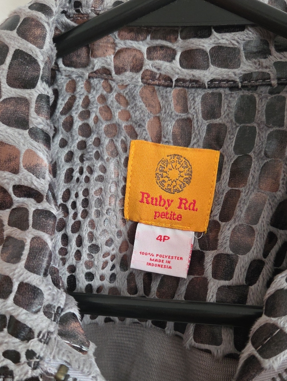 Ruby Rd. Grey Croc-Print Zip Front Jacket - Picture 3 of 3